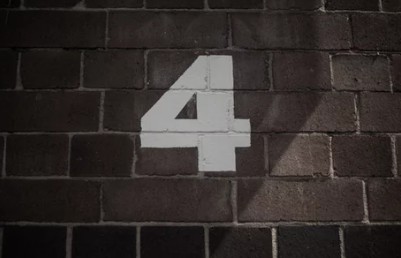 the number 4